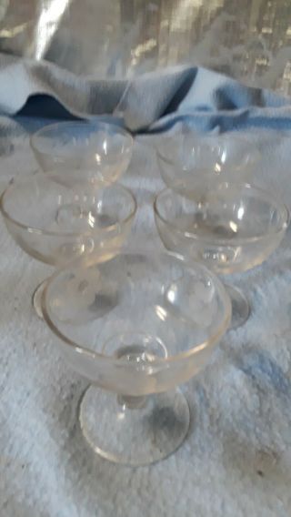 Set Of 5 Vintage Elegant Etched Glass Coupe Champagne Sherbet Stemmed Glass 4 " H