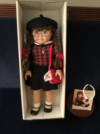Pleasant Company American Girl Molly Doll 18 " - Retired.