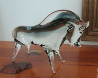 Vintage Murano Style Art Glass Bull Sculpture 9 Inch Long Wt 2 Lb 10 Oz
