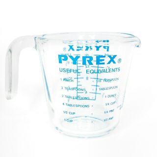 Pyrex Vintage 516 - 0 Two Cup Pint Measuring Cup Glass Open Handle Blue Lettering
