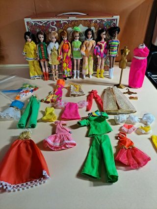 1970 Vintage Topper Dawn Dolls - 8 Dolls,  Clothing,  Case And Accessories