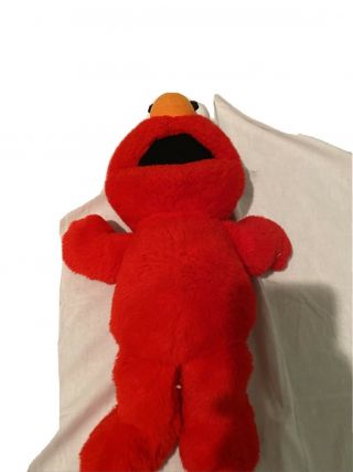 Tickle Me Elmo 16 " Stuffed Plush Toy Fisher Price 32715 Doll Talks Laughs Shakes
