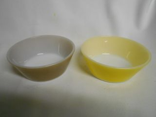 2 Vintage Federal Glass Cereal Bowls Yellow And Brown