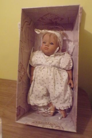 Annette Himstedt Dolls Annchen 90/91 Barefoot Babies Box