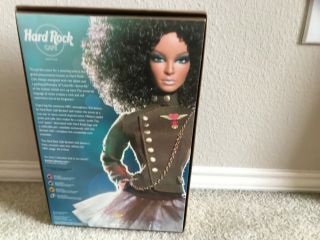 Hard Rock Cafe African American Barbie - Mint/certificate Of Authenticity Incld.