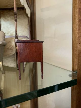 Dennis Jenvey Chamber Pot End Table Dollhouse Miniature Artisan Signed 1:12 - 2