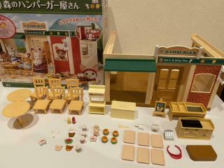 Sylvanian Families Forest Hamburger Shop With Furniture And Accessories