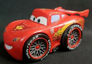 Disney Pixar Cars 2 Lightning Mcqueen Fisher Price Shake N Go 2010
