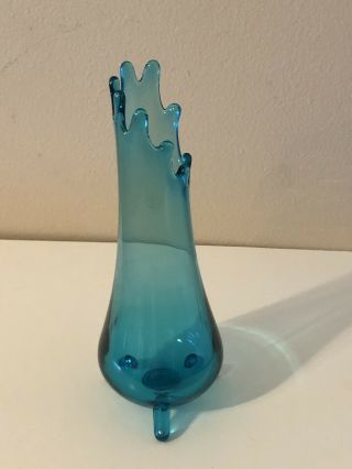 Vintage L.  E.  Smith MCM Aqua Blue Vase 3 Footed Base 3