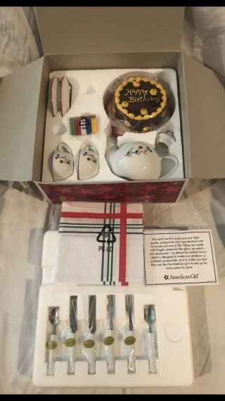 American Girl Molly Birthday Party Set Treats Cake Tea Pot China Cups Nib Nrfb