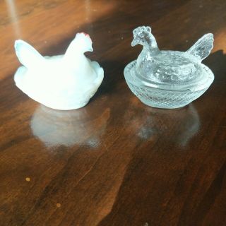 Vintage Westmoreland Milk Glass & Clear Miniature Hen On Nest Salt Cellar