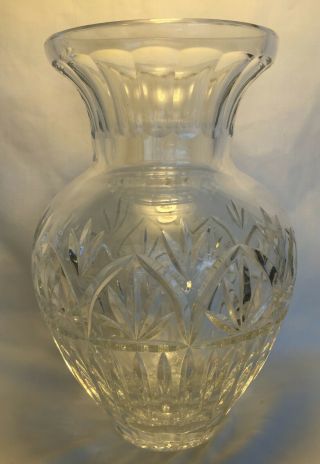 6 Lb / 9.  75 " Urn Shaped Cut Crystal Glass Vase W Flowers & Thumb Grooves & Star
