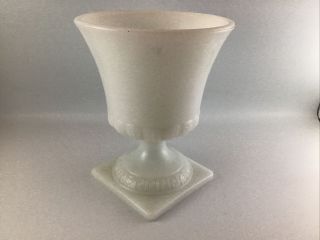 Vintage Eo Brody Co.  Cleveland White Milk Glass Small Oval Vase Mj 43 J 2519 Usa