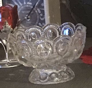 Le Smith Clear Glass Compote Candy Dish Moon & Stars Scalloped Rim