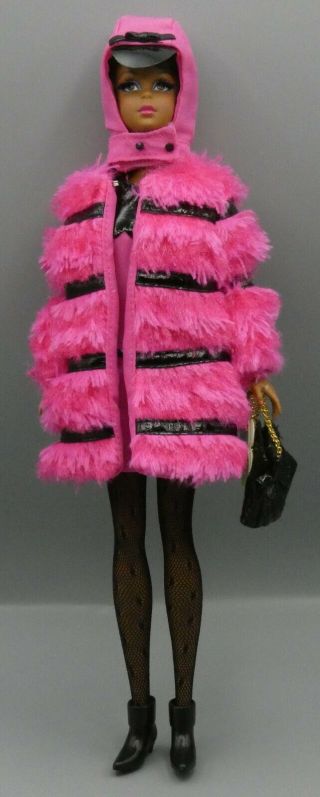 Silkstone Barbie 2012 Fuchsia ‘n Fur Francie Gold Label W3517
