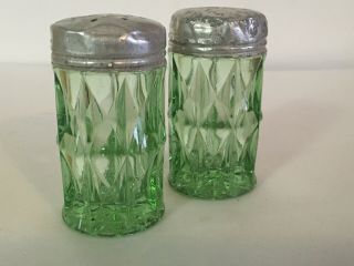 Jeannette Depression Glass Green Windsor Salt & Pepper Shakers - Chip