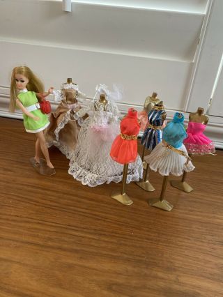Lovely Vintage 1970 Topper Dawn Doll W/ Mannequins And Outfits