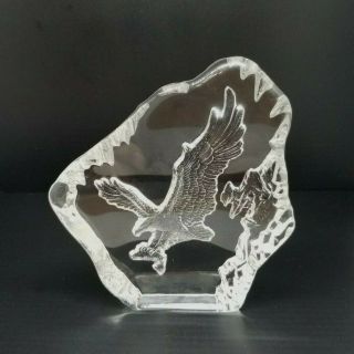 Art Glass Paperweight Eagle Bird Figurine Chachkie Home Décor Collectible Heavy