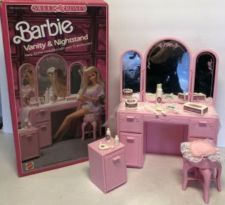Rare Vintage Barbie Sweet Roses Vanity And Nightstand Set 4764 Mattel 1987