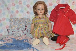 So Pretty Vintage 17 " Nannette Composition And Cloth Doll With Extra Clothes
