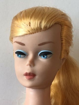 Vintage Blonde Swirl Ponytail Barbie w/ Box And Stand 2