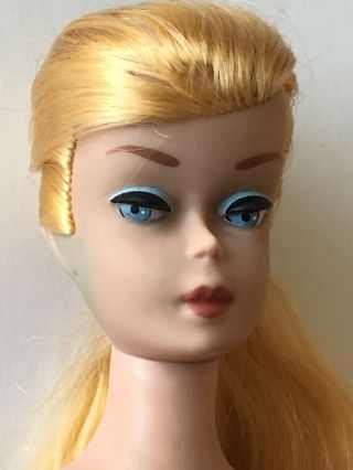 Vintage Blonde Swirl Ponytail Barbie w/ Box And Stand 3