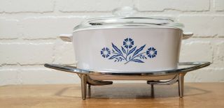Vintage Corning Ware Blue Cornflower Casserole Dish With Lid And Rack A - 1 - 1/2 - B