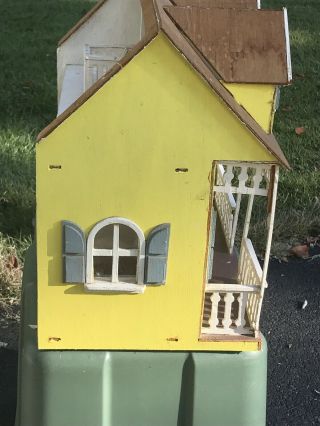 Vintage Wood Doll House circa 1990 ' s Handmade from Kit 