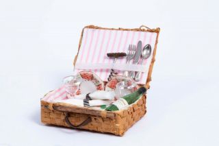 Dollhouse Miniatures Artisan Made Pink Picnic Basket With Plates & Silverware