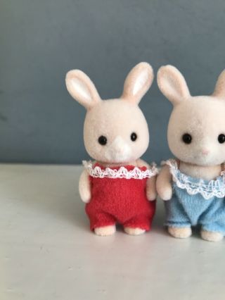 Sylvanian Families TRIPLET BABIES Champagne Hopkins Rabbit Family Calico Critter 2