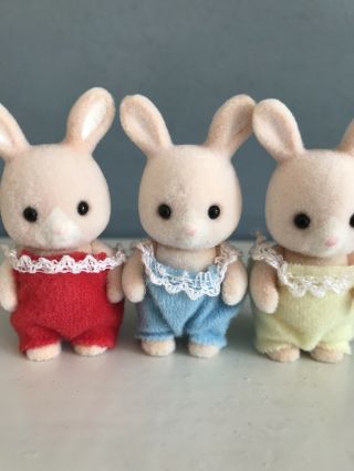 Sylvanian Families TRIPLET BABIES Champagne Hopkins Rabbit Family Calico Critter 3