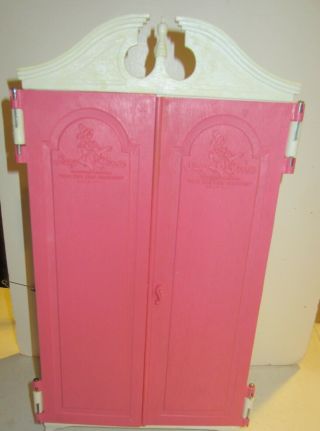Vintage Suzy Goose Barbie Pink Wardrobe With Hangers