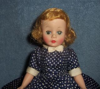 Beauty Vintage Hard Plastic Madame Alexander Cissette Doll In Tag Dress