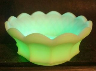 Fenton Custard Glass Flat Bowl Fruit Grapes Design Scalloped Edges Uranium Glows