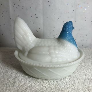 Westmoreland Blue & White Milk Glass Chicken Hen In The Nest Candy Dish 3
