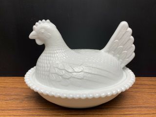 Vintage Indiana White Milk Glass Hen On Nest With Beaded Rim Trinket Dish W/ Lid
