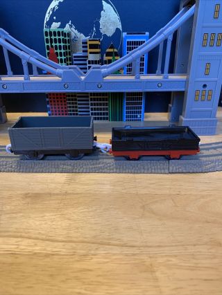 Thomas & Friends Trackmaster TROUBLESOME TRUCK And FLATBED 3