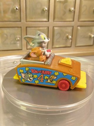 Vintage Tom And Jerry Cartoon Network Motorized Pull Back Toy Mousetrap Race Car