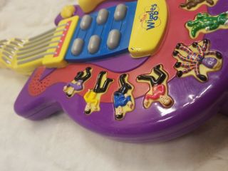 The Wiggles Guitar Wiggly Giggly Singing Dancing.  Spin Master 2004 3