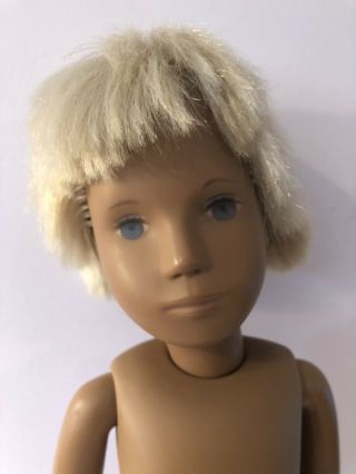 Sasha Doll 1970 ' s Vintage Sasha Serie Gingham Doll Sasha Morgenthaler 2