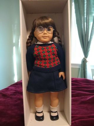 Molly Mcintire American Girl Doll - Pleasant Company - Retired