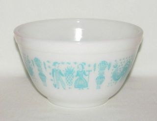 Pyrex Ovenware Butterprint Turquoise/white Small 1.  5 Pint Mixing Bowl 401