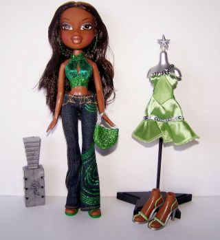 Bratz Girlfriendz Nite Out Sasha Doll Green Dress Toys R Us Exclusive Very Rare