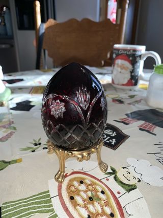 Gorgeous Bohemian Cut To Clear Ruby Red Glass Egg On Gold Metal Clawfoot Stand