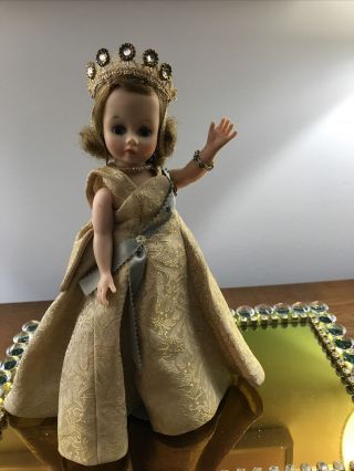 Vintage Madame Alexander Cissette Queen Doll With Crown