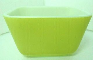 Vintage Pyrex Lime Green Small 1.  5 Cup Refrigerator Dish 501 B Usa No Lid