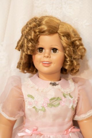 34 " Danbury Shirley Temple Play Pal Size Doll