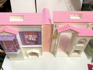 Vintage 1996 Mattel Barbie 3 Part Folding Pretty House Dollhouse Home 16961
