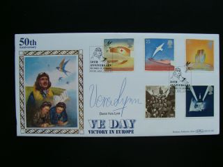 1995 Benham Fdc - 50th Anniversary Ve Day - Signed By Vera Lynn