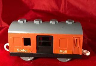 Tomy Trackmaster Thomas Train - Sodor Mail Car 2002 Brown Gray Sliding Door